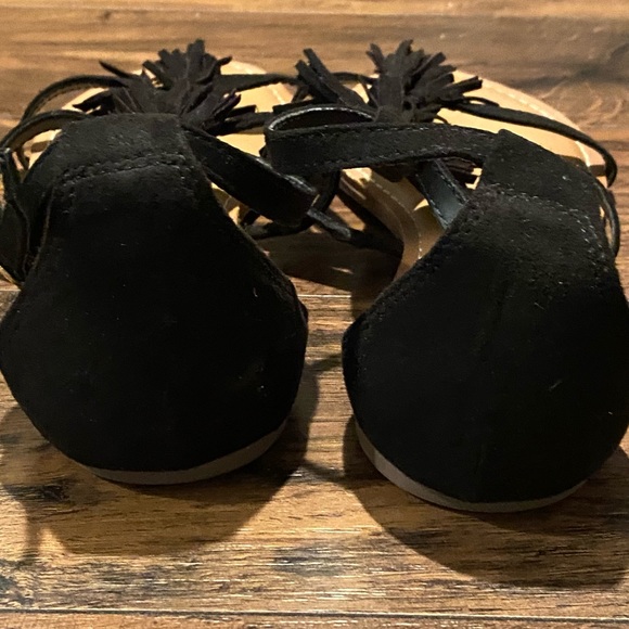 Old Navy Sandals - Picture 4 of 5